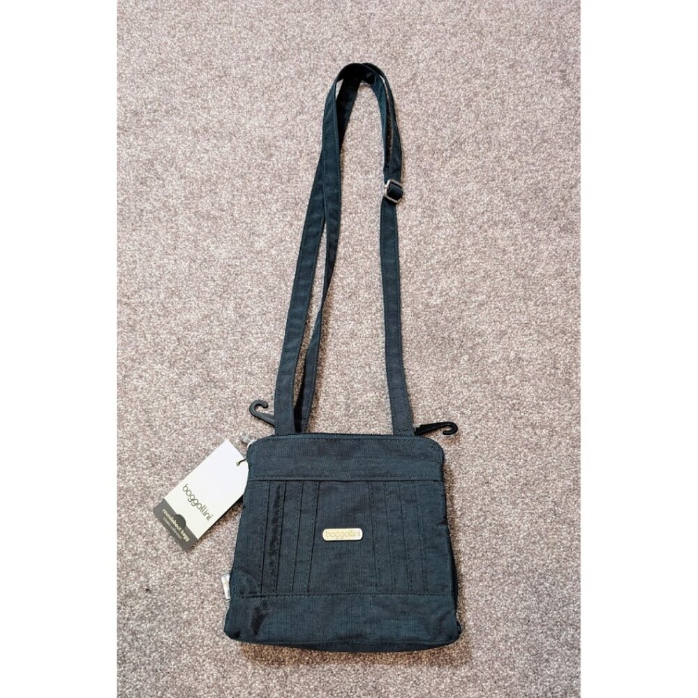 Baggallini Crossbody “Roundabout” Bag - Teal/Green - NWT